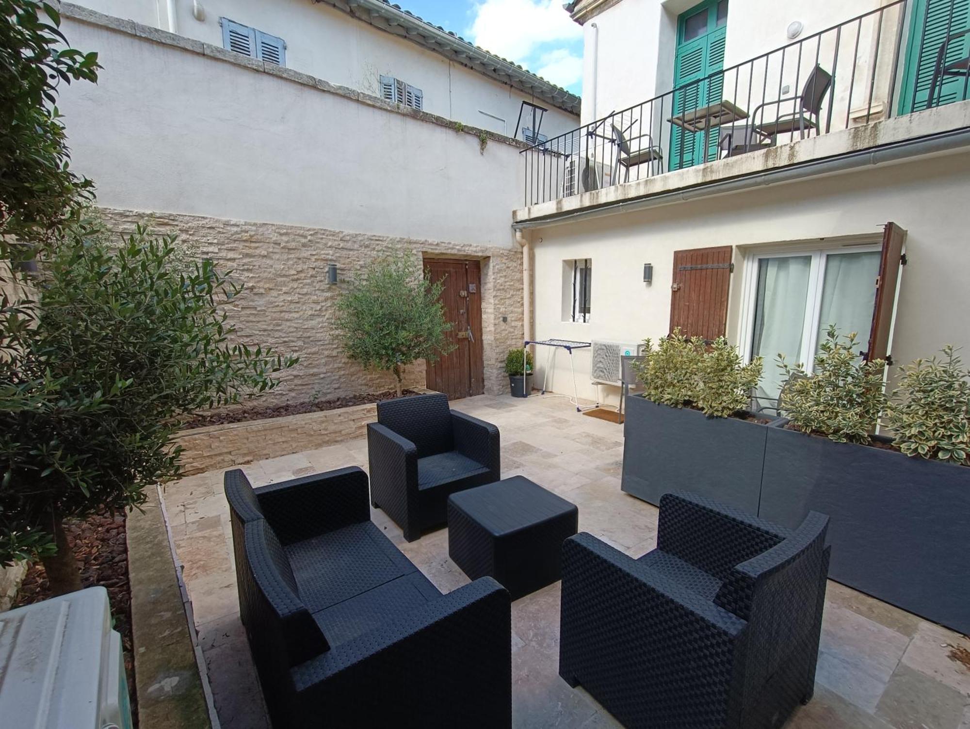 T3 Renove Avec Cour, Intra Muros Aviñón Exterior foto